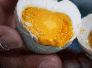 咸鸭蛋 蛋黄 冒油 金黄色