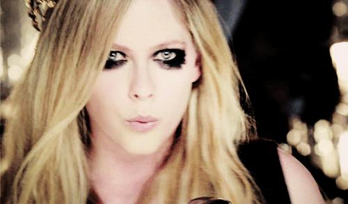 艾薇儿拉维尼gifavrillavignegif傲娇gif