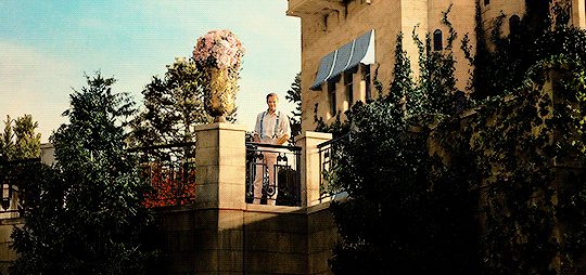了不起的盖茨比 莱昂纳多.迪卡普里奥 阳台 看 城堡 the great gatsby
