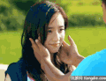 男人 恶搞 美女 情侣 摸脸