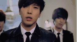 CNBLUE Hey&you MV Rock 乐队 姜敏赫 摇滚 摇滚乐队 李正信 耍帅 郑容和 韩国乐队 音乐录影带