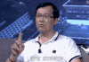 沙发 眼镜 白色 短发