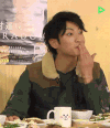 调逗 狂笑 激动 低头