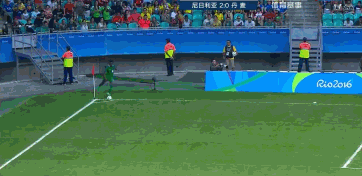 奥运会 里约奥运会 男足 尼日利亚 丹麦 赛场瞬间 角球 乌马尔 头球 进球