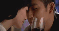 钟汉良 kiss 喝酒 美女