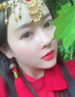 長發(fā)美女 網(wǎng)紅 直播 可愛