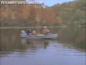 河水里 小船 钓鱼 电影