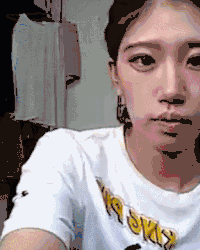 美女 气质 化妆 镜子