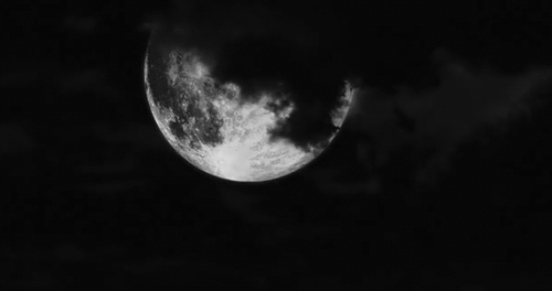 月亮 moon 遮掩 云 黑白 满月 诡异 夜晚