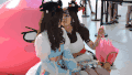 美女 甜美 可爱 亲吻