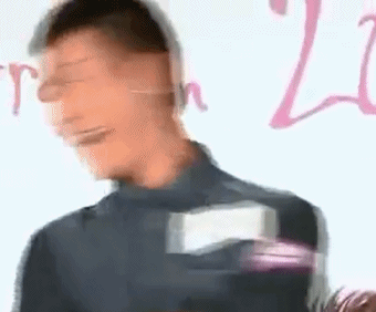 陈伟霆 开心 大笑