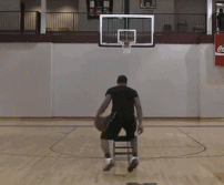 男生 篮球 投篮 地板