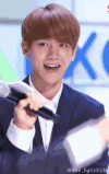 exo 边伯贤 偷笑 帅气