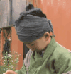 抬头 呆萌 可爱 孩子