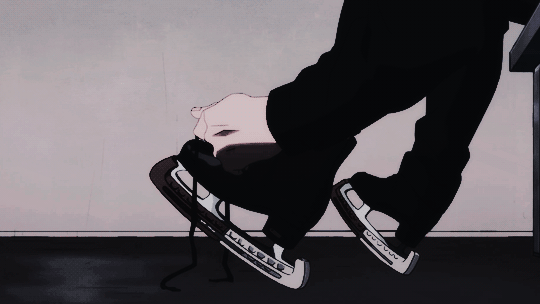 动漫 溜冰鞋 系鞋带 黑色