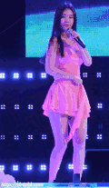 唱歌 美女 舞台 跳舞