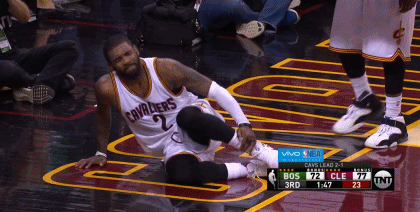 NBA 比赛 欧文 受伤