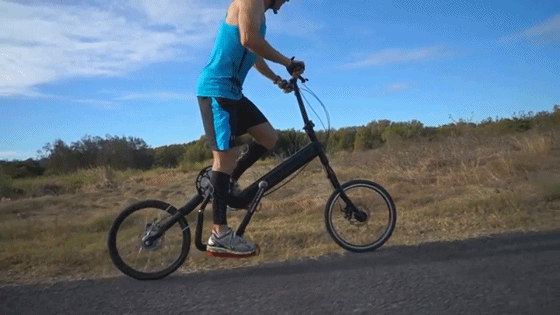 自行车 骑行 蹬车轮 锻炼