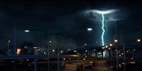 地磁风暴 闪电 坍塌 艾比 萨拉 美国科幻片