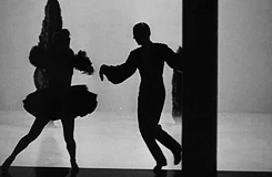 嫌弃 弗莱德阿斯泰尔 我想要10个他们在一起的电影 为什么没有更多的电影 这两个是如此的好 在一起 诺·鲍威尔 屏幕情侣 百老汇的旋律1940