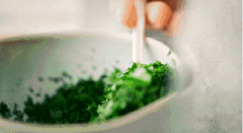 勺子 柠檬香草奶油鲜虾馄饨 烹饪 美食系列短片 蔬菜