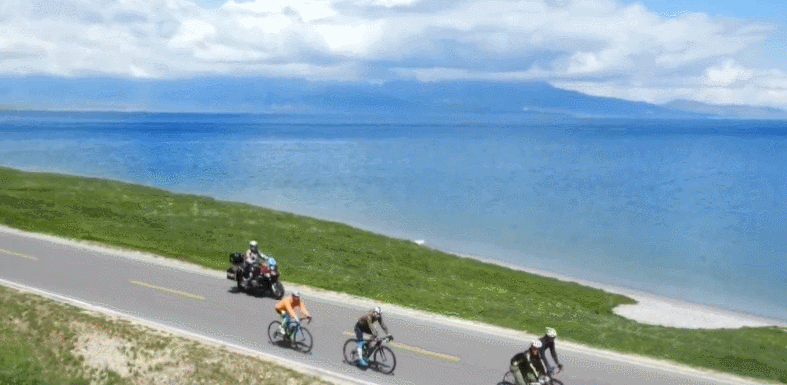 伊犁 新疆 晴天 纪录片 航拍中国 蓝天 赛里木湖 环湖自行车赛