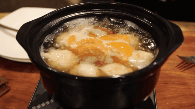砂锅 叉子 沸水 火锅