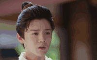 鹿晗 丸子头 严肃 眼神