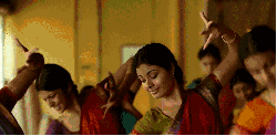 印度 宗教 少女 少年派的奇幻漂流 庆祝 开心 电影 舞蹈