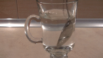 水杯 透明 球球 勺子