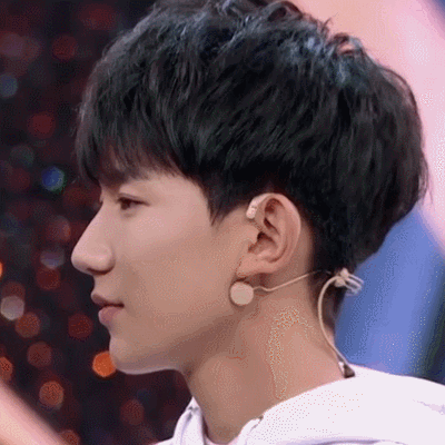 明星 TFBOYS 帥氣