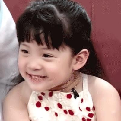 欧阳娜娜GIF动态图_欧阳娜娜表情包_欧阳娜娜