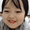 小女孩 嘟嘟嘴 大眼睛 可爱