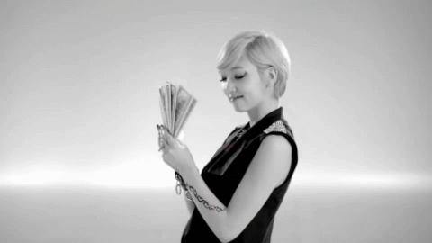 美女 纸币 撒钱 微笑