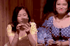 美女 看手机 卖萌 可爱