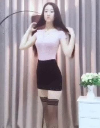 黑动态GIF表情图_黑表情丝袜_黑丝袜GIF动丝袜包土图吃高清图片
