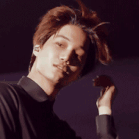 exo kai 金钟仁 帅哥 迷人