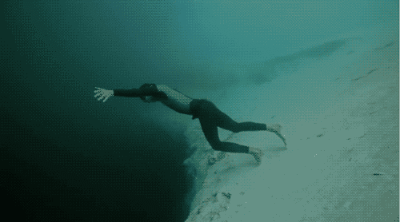 大海 游泳 测试有没有深海恐惧症 蓝色