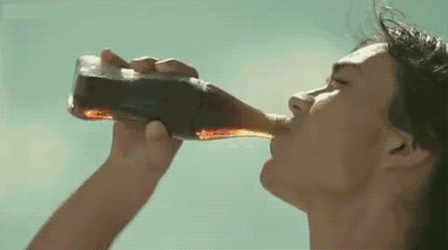 可乐 狂饮 有害健康 碳酸饮料 糖尿病 骨质疏松