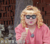 小手牵小狗 soogif出品 soogif岳云鹏 我当然是女孩子了
