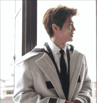 鹿晗 手指 可爱 呆萌