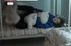 somi 踢被子 睡觉 失眠
