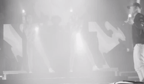 Cold&Water LIVE MV Major&Lazer 手电筒 灯光 跳舞
