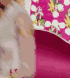 美女  沙发  花  可爱  诱惑