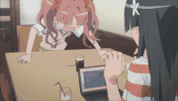 生气 碰头 疼痛 难过