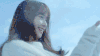 下雪 眨眼 微笑