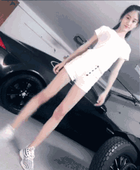 大长腿 一字马 性感诱人 年轻女子