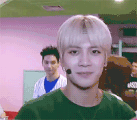 爱心 激动 开心  帅哥