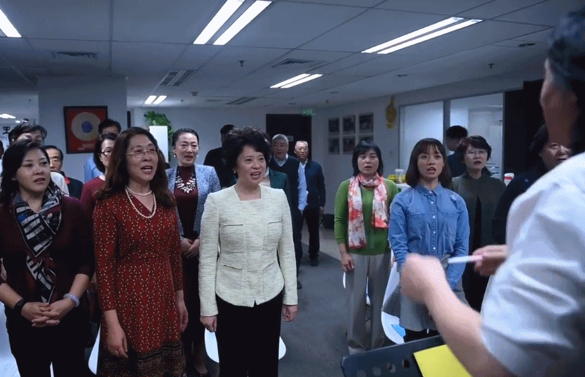 合唱团 高管合唱团 中国最贵合唱团 上市高管合唱团