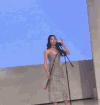 女子  舞台  长笛  表演